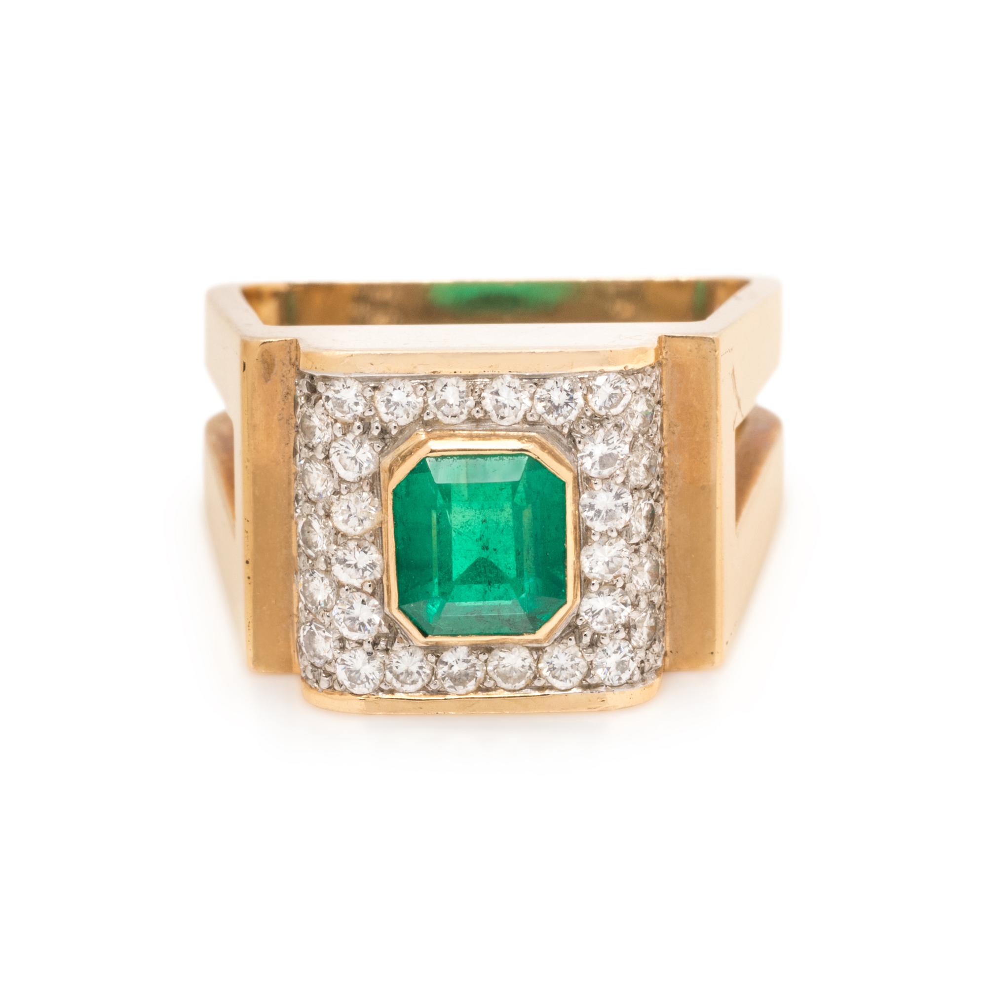 EMERALD AND DIAMOND RING