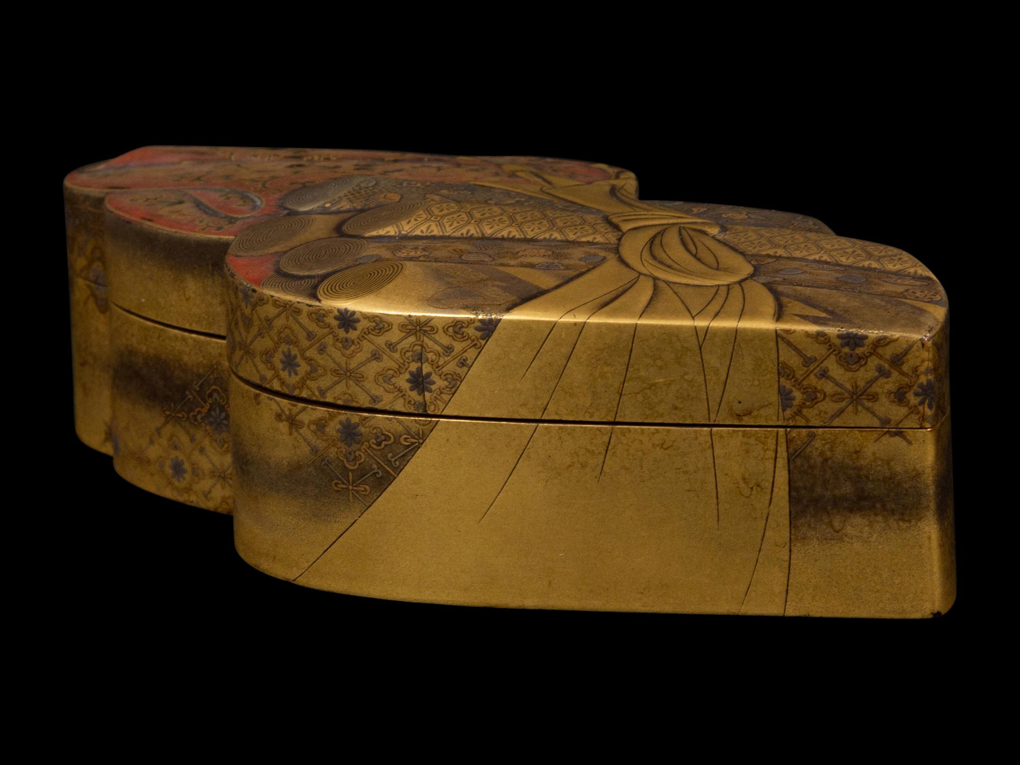 A Japanese Gild Lacquer Covered Box, Kobako