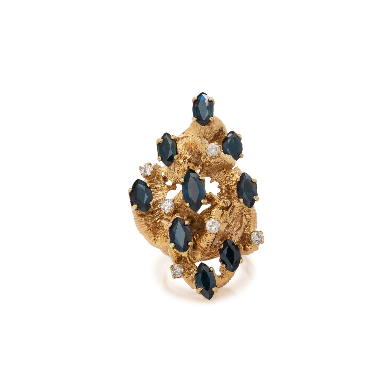 YELLOW GOLD, SAPPHIRE AND DIAMOND RING