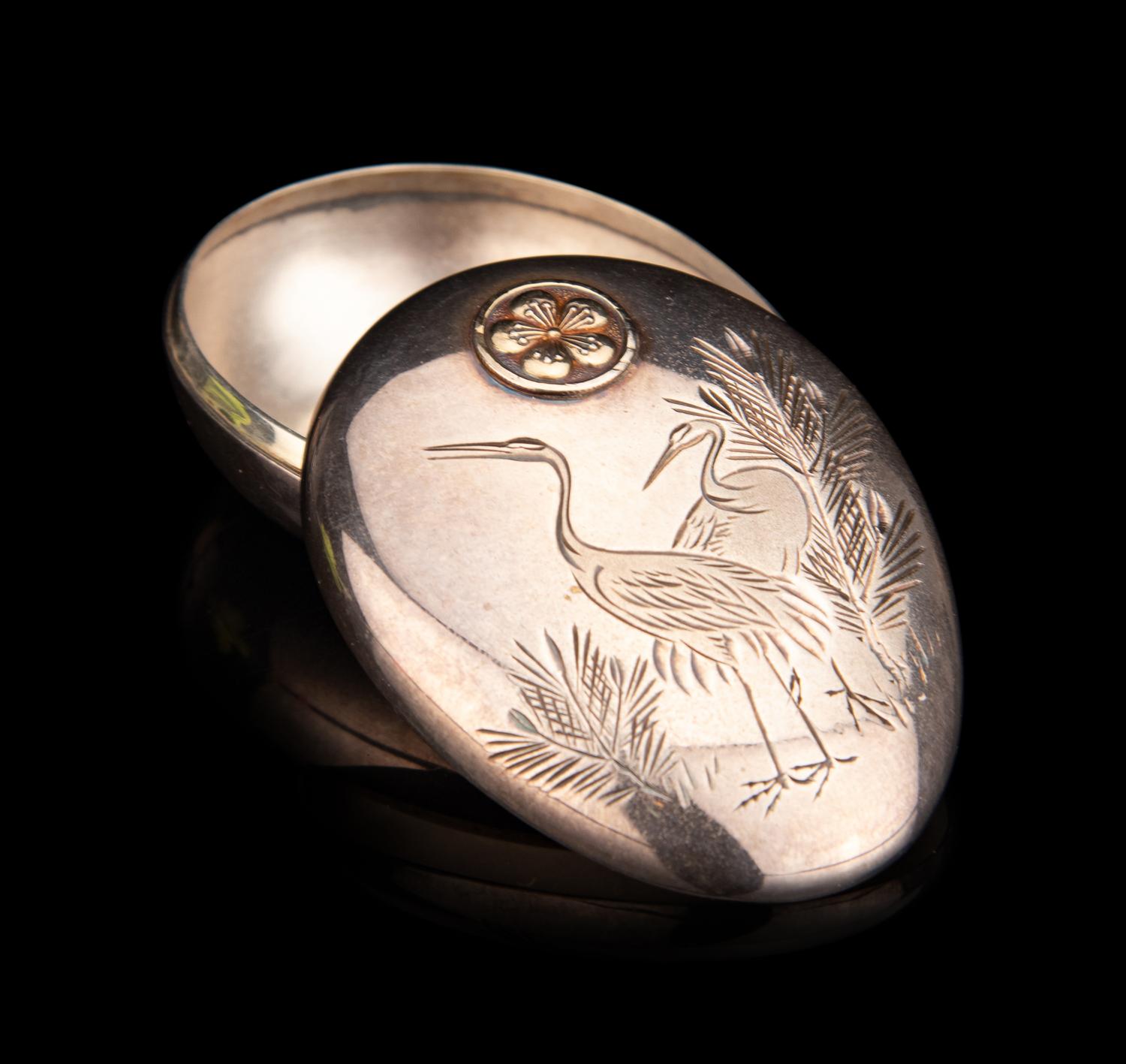 A Japanese Silver Oval Bonbonnière