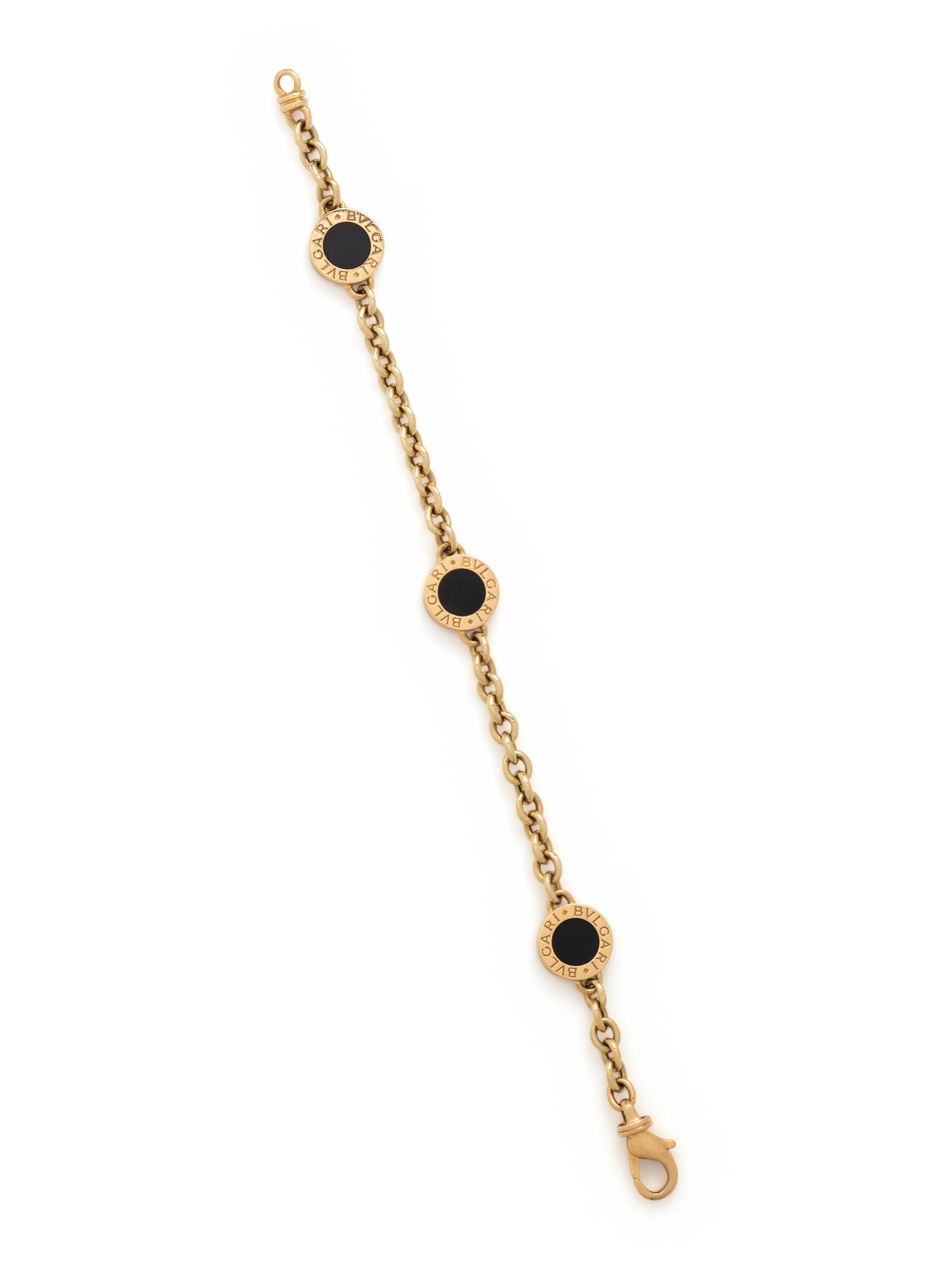 BVLGARI, YELLOW GOLD AND ONYX 'BVLGARI-BVLGARI' BRACELET