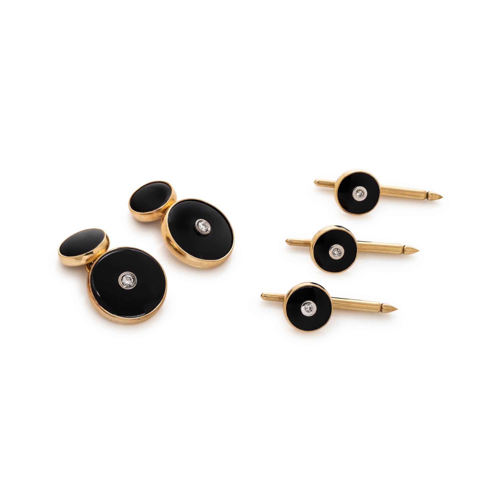 YELLOW GOLD, ONYX AND DIAMOND DRESS SET