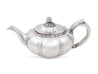 A William IV Silver Melon-Form Teapot — Carlo Giuliano, London, 1832/1833
