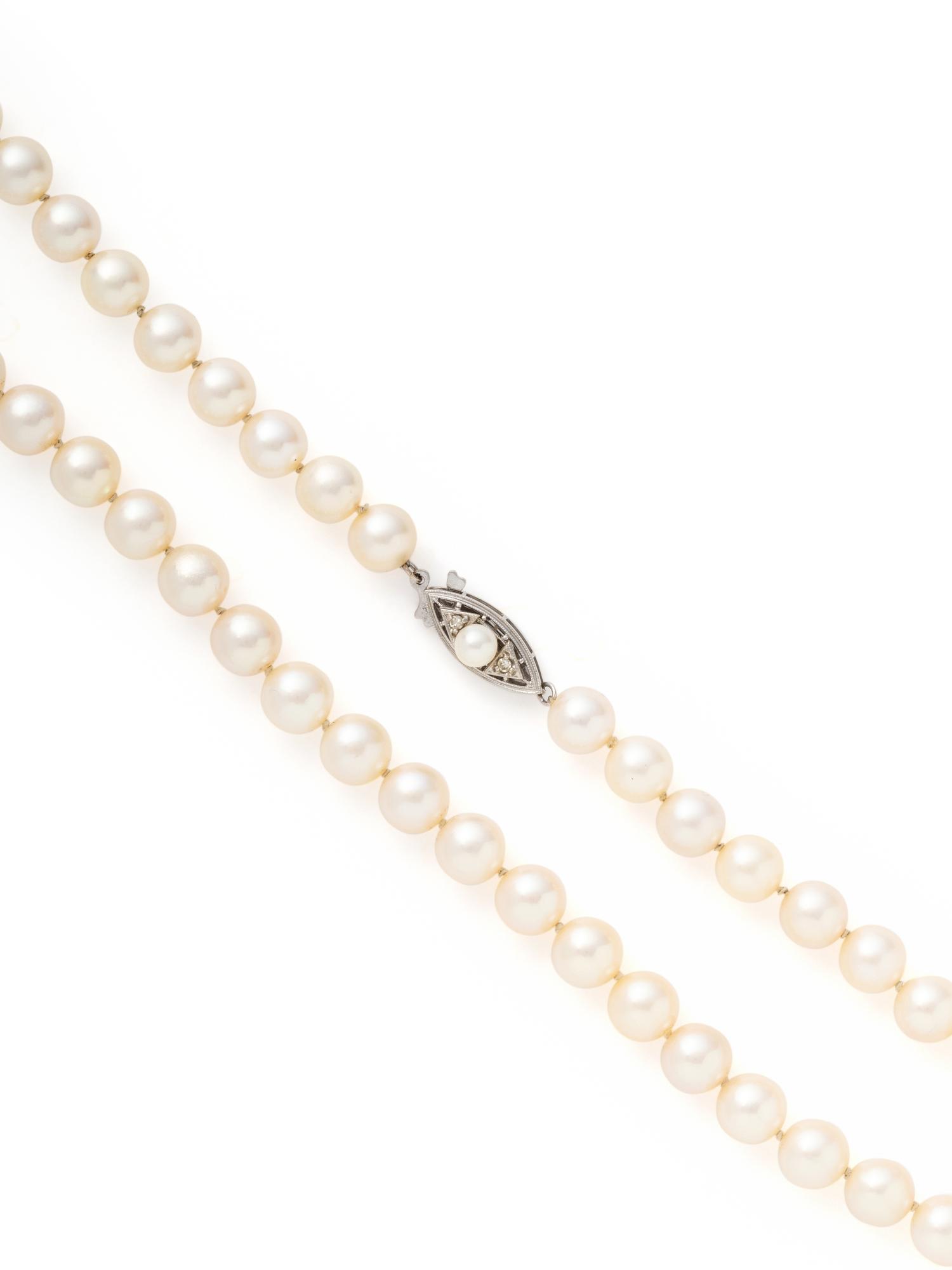 CULTURED PEARL NECKLACE