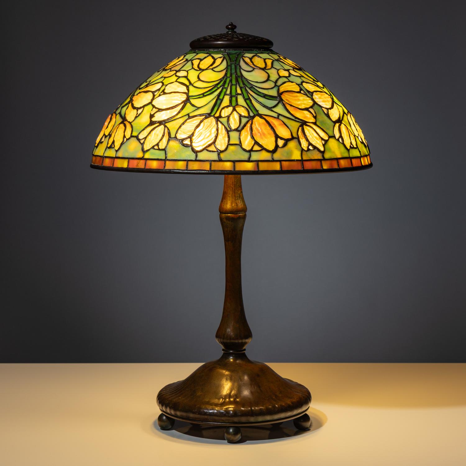 Tulip Cluster ( Crocus ) table lamp, c. 1905