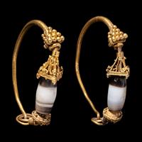 A Pair of Eastern Roman Agate and Gold Hoop Earrings
