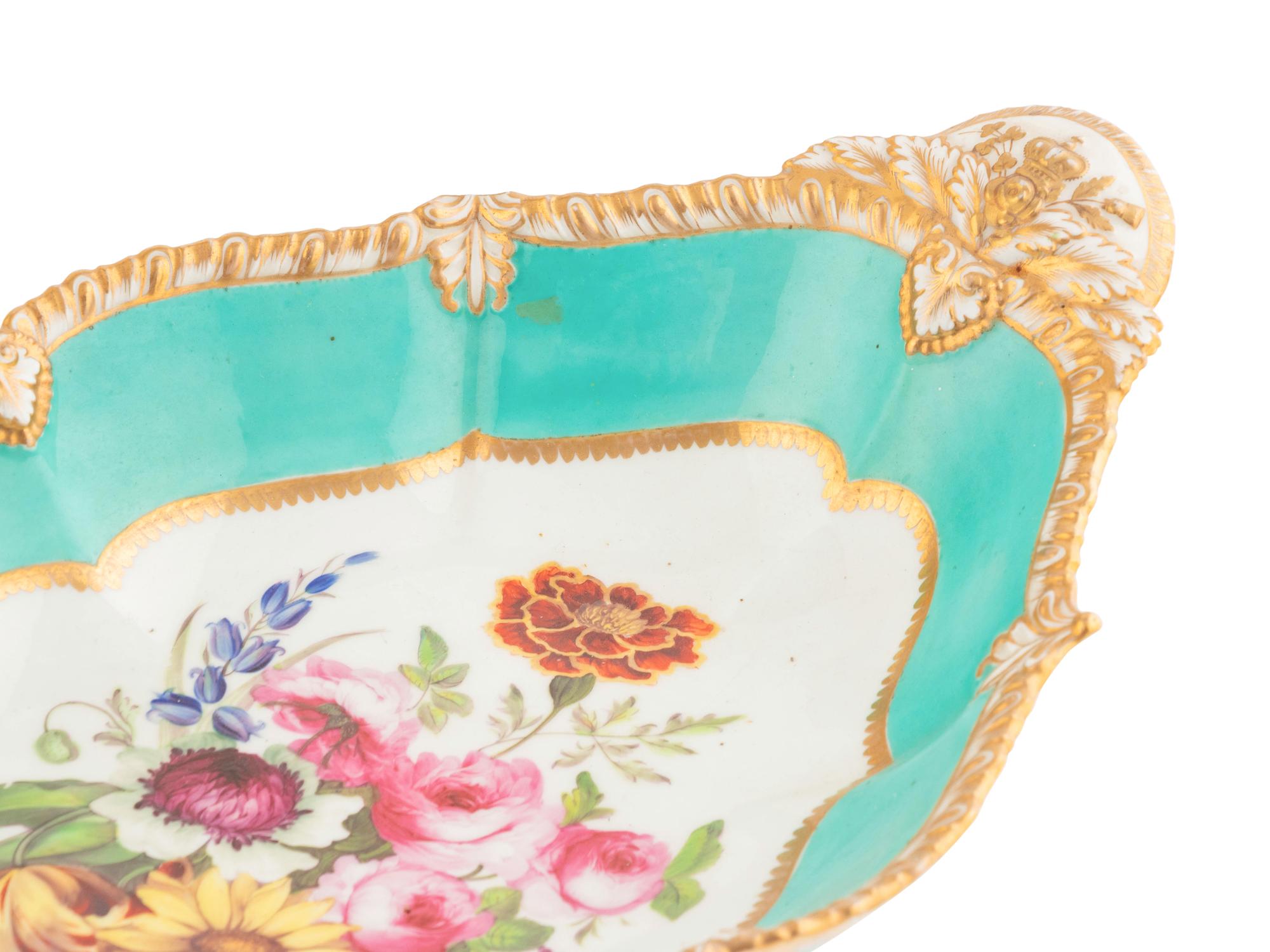 An English Porcelain Dessert Stand and Sauce Tureen
