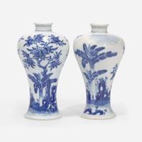 A pair of Chinese blue and white porcelain baluster vases 青花观音瓶一对 Late Qing to Republic period ?????