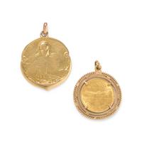 COLLECTION OF YELLOW GOLD PENDANTS