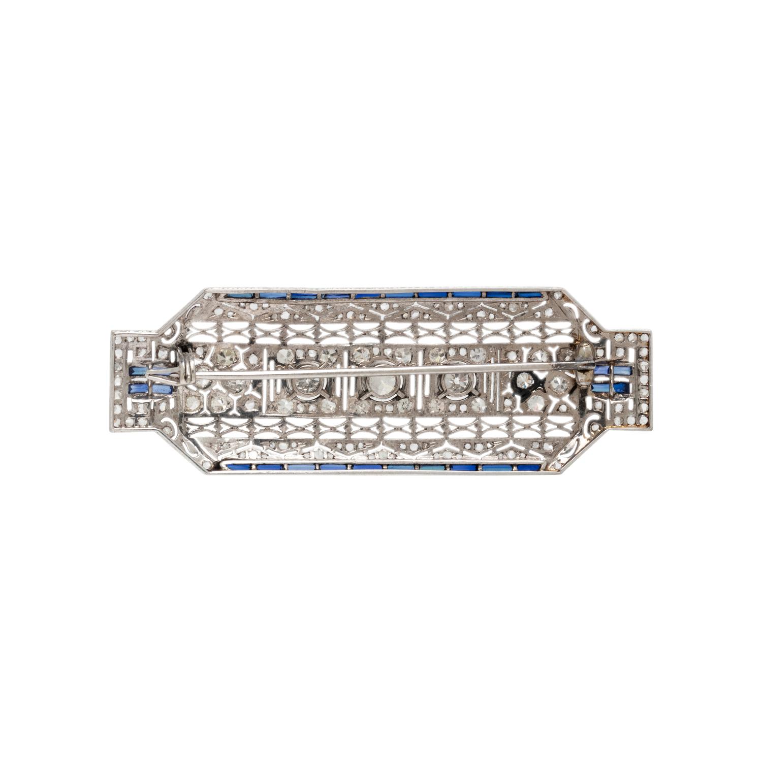 DIAMOND AND SYNTHETIC SAPPHIRE BROOCH