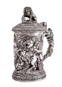 A Victorian Silver-Plate Tankard, Elkington & Co., Birmingham, 1889, the hinged lid with a lion finial above the body worked to show a