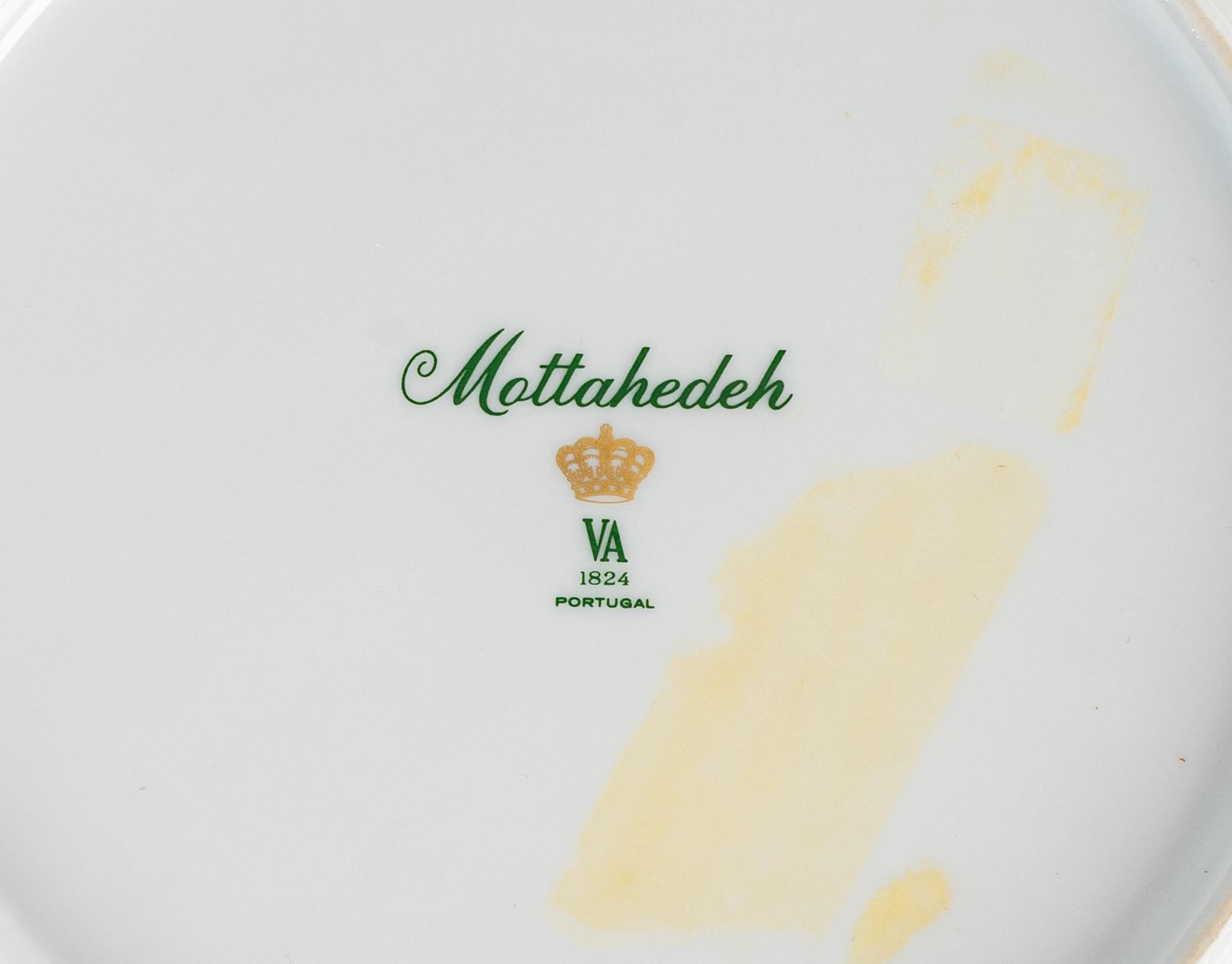 A Pair of Chinese Export Porcelain Armorial Dishes and Four Mottahedeh Porcelain Plates — THE FIRST PAIR 19TH CENTURY