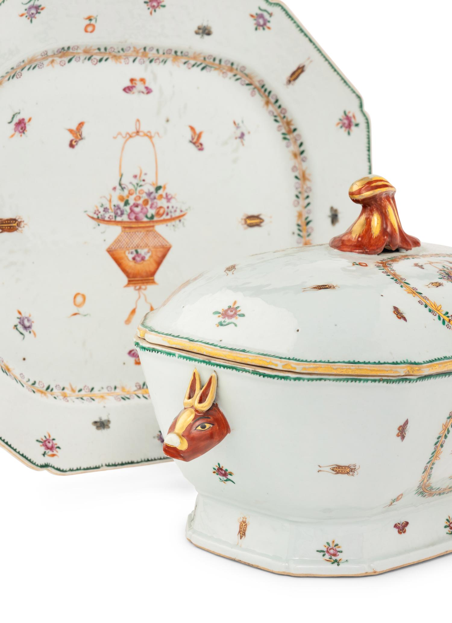 A Chinese Export Porcelain Tureen and Platter