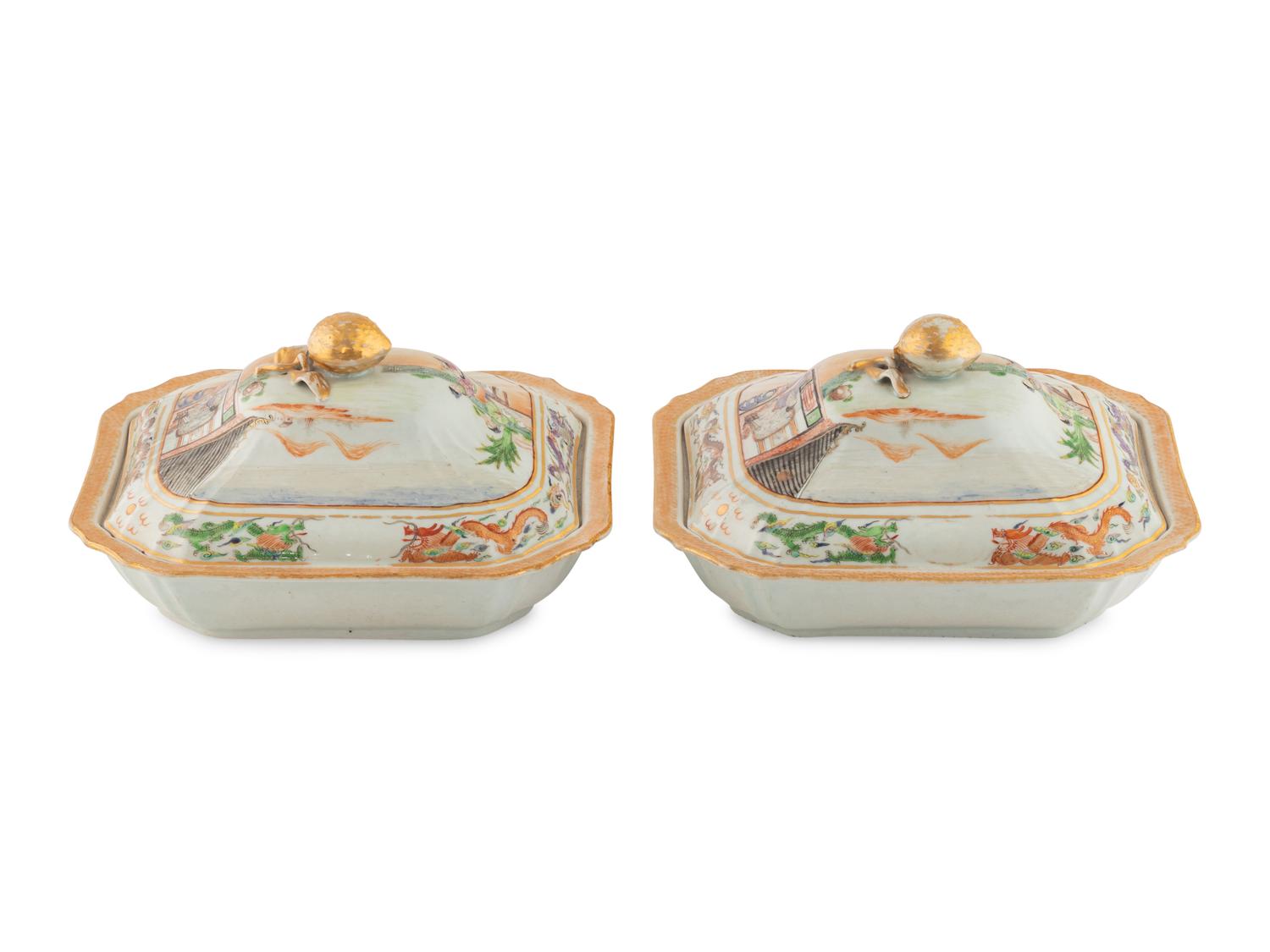A Pair of Chinese Export Porcelain Entrée Dishes