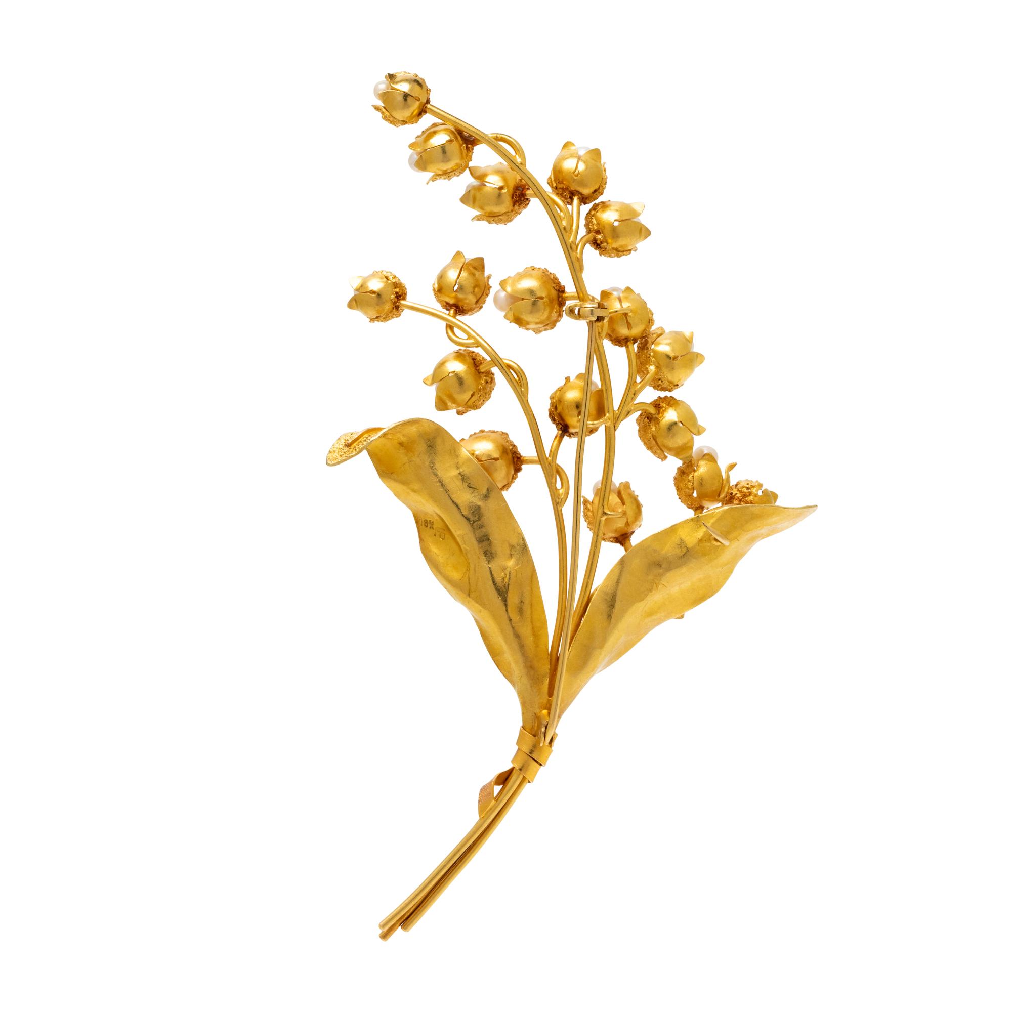 YELLOW GOLD AND CULTURED PEARL FLOWER BROOCH