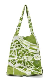 An Hermes Vert Togo Silky Pop Tote, 12" x 11" x 5".