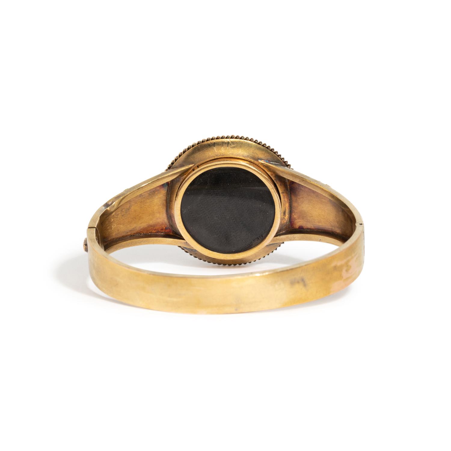 ETRUSCAN REVIVAL, YELLOW GOLD AND AMETHYST BANGLE BRACELET