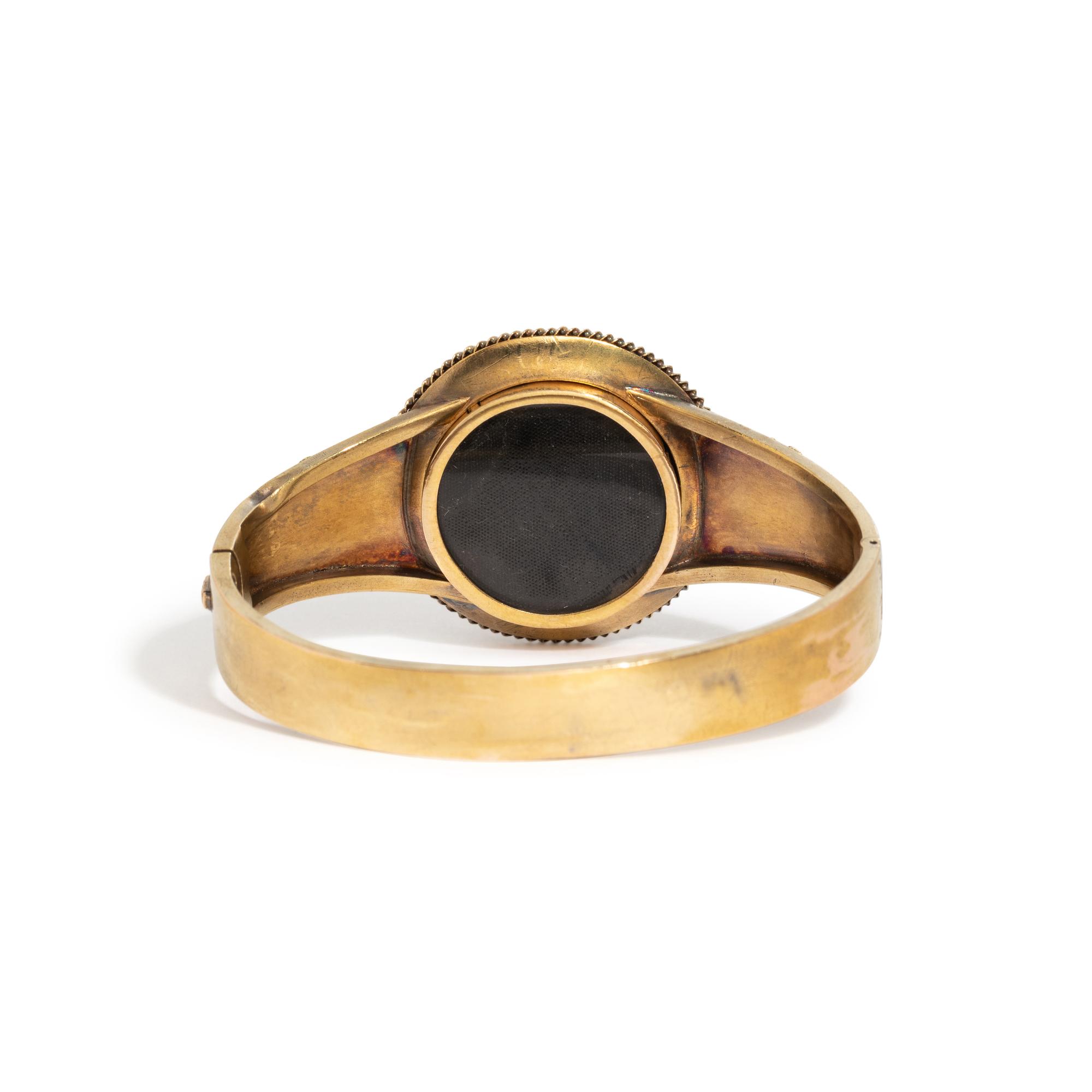 ETRUSCAN REVIVAL, YELLOW GOLD AND AMETHYST BANGLE BRACELET