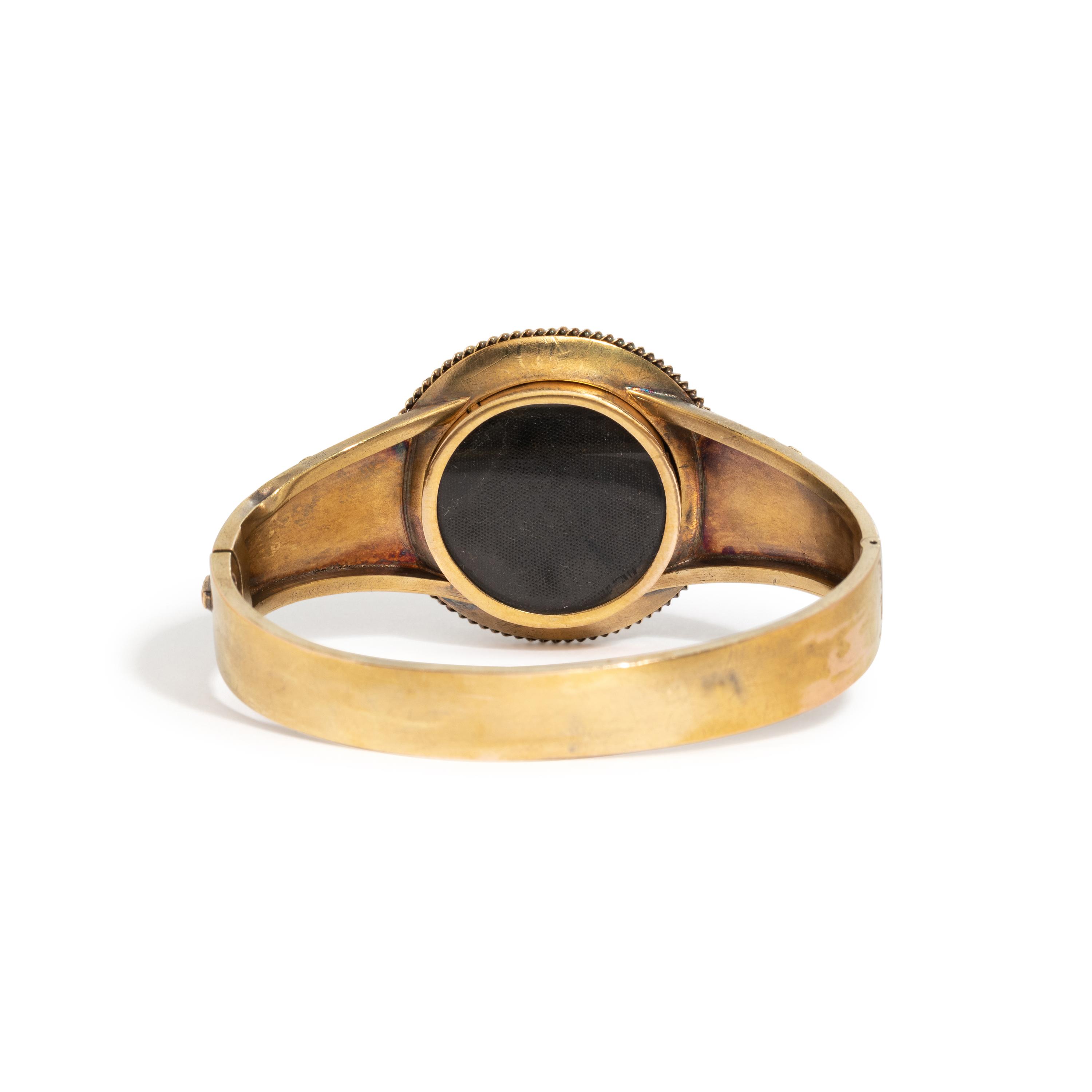 ETRUSCAN REVIVAL, YELLOW GOLD AND AMETHYST BANGLE BRACELET
