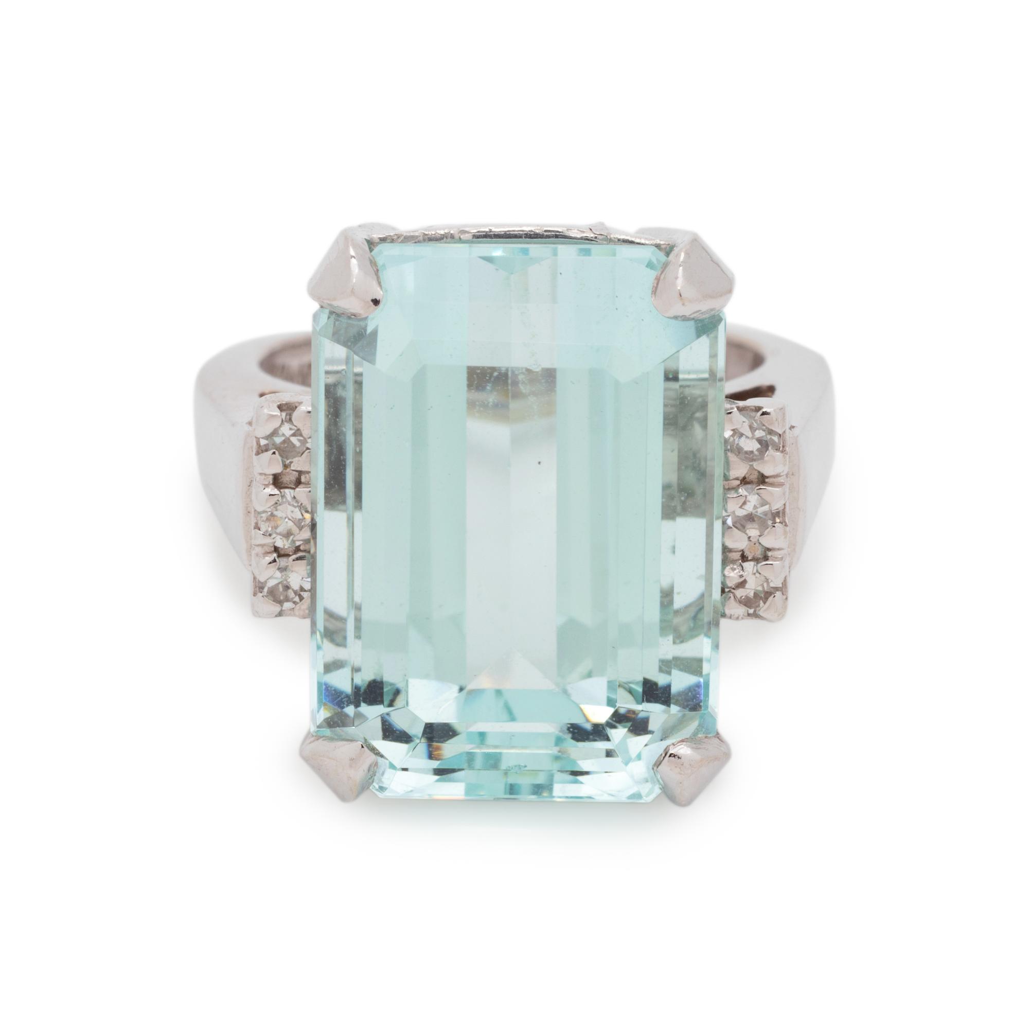 AQUAMARINE AND DIAMOND RING