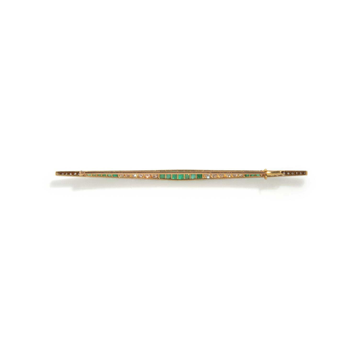 ANTIQUE, EMERALD AND DIAMOND BAR PIN