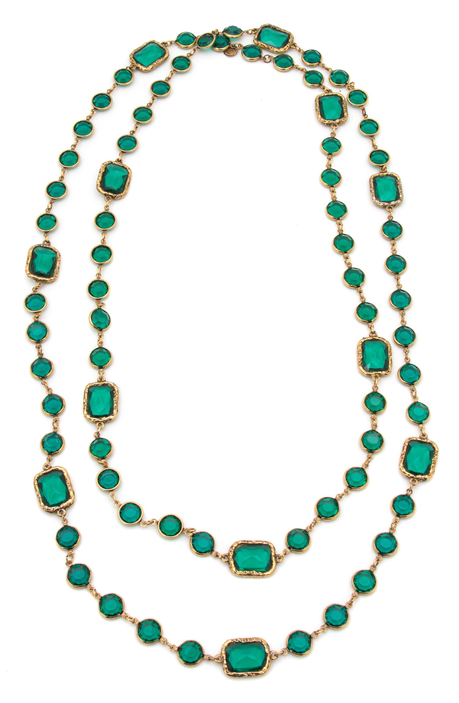 A Chanel Green Chicklet Sautoir, 64".