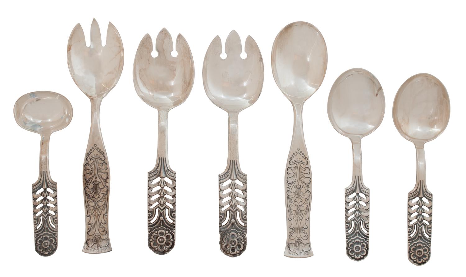 Seven Norwegian Silver Flatware Servers, David Andersen, Oslo, comprising a pair of serving spoons, a pair of serving forks and a ladle