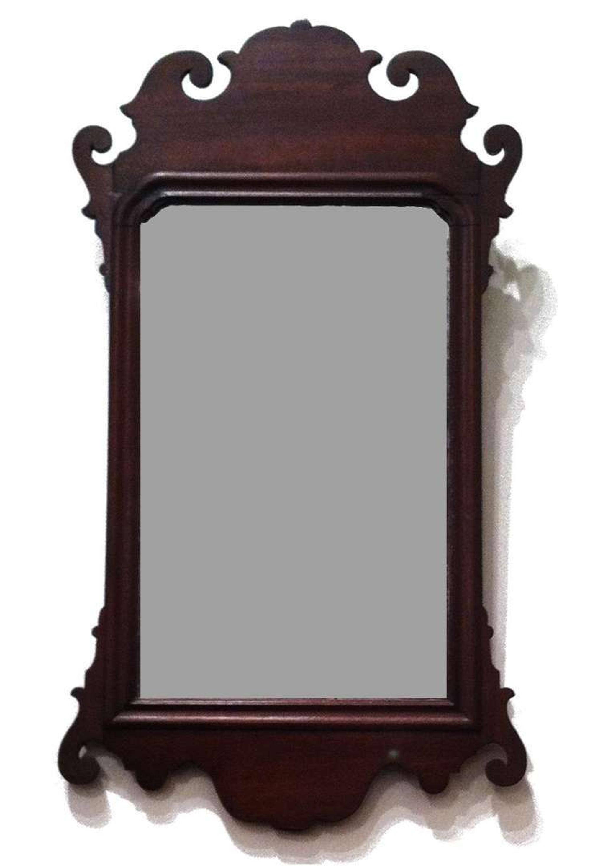 Chippendale mahogany looking glass bearing paper label of john elliott, jr. (1739-1810), philadelphia, pa, circa 1775