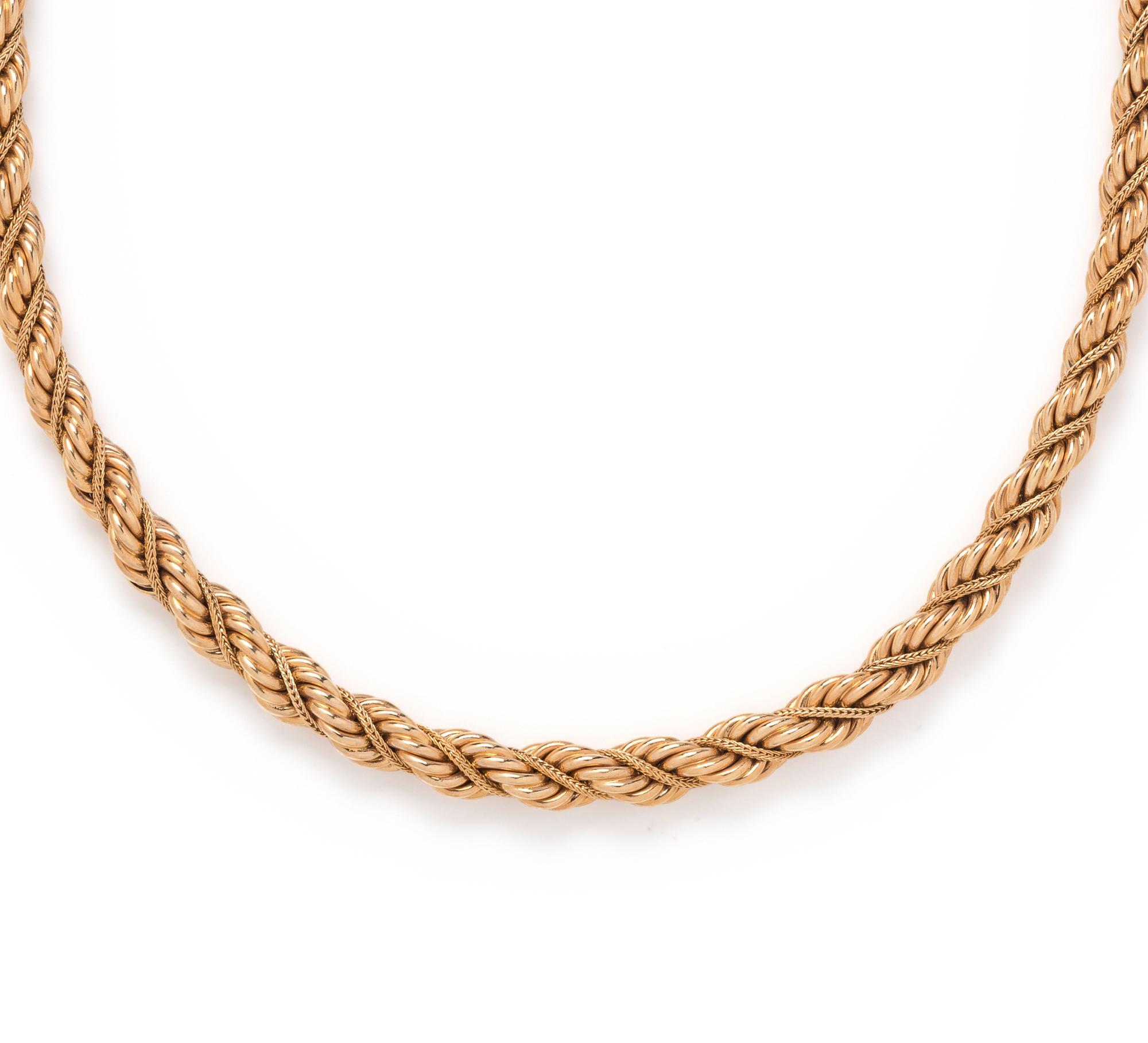 YELLOW GOLD NECKLACE