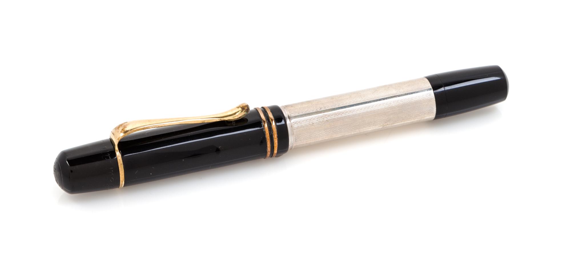 A Vintage Pelikan 100N Fountain Pen Length 4 3/4 inches.