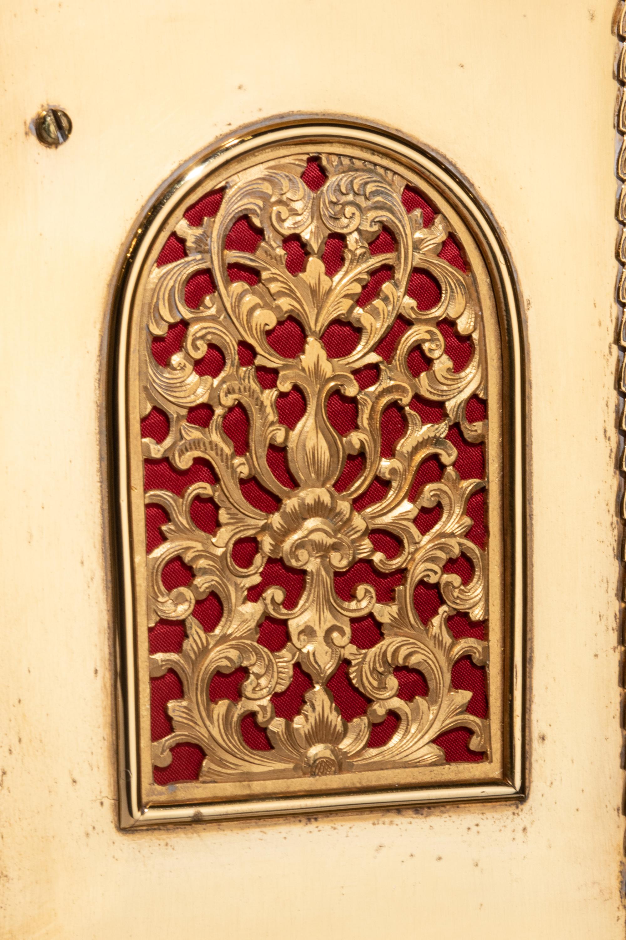 A Chinese Jeweled Gilt Bronze Clock