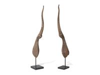 An associated pair of Thai or Laotian wood finials, Chofa 泰國或老撾木雕或一對