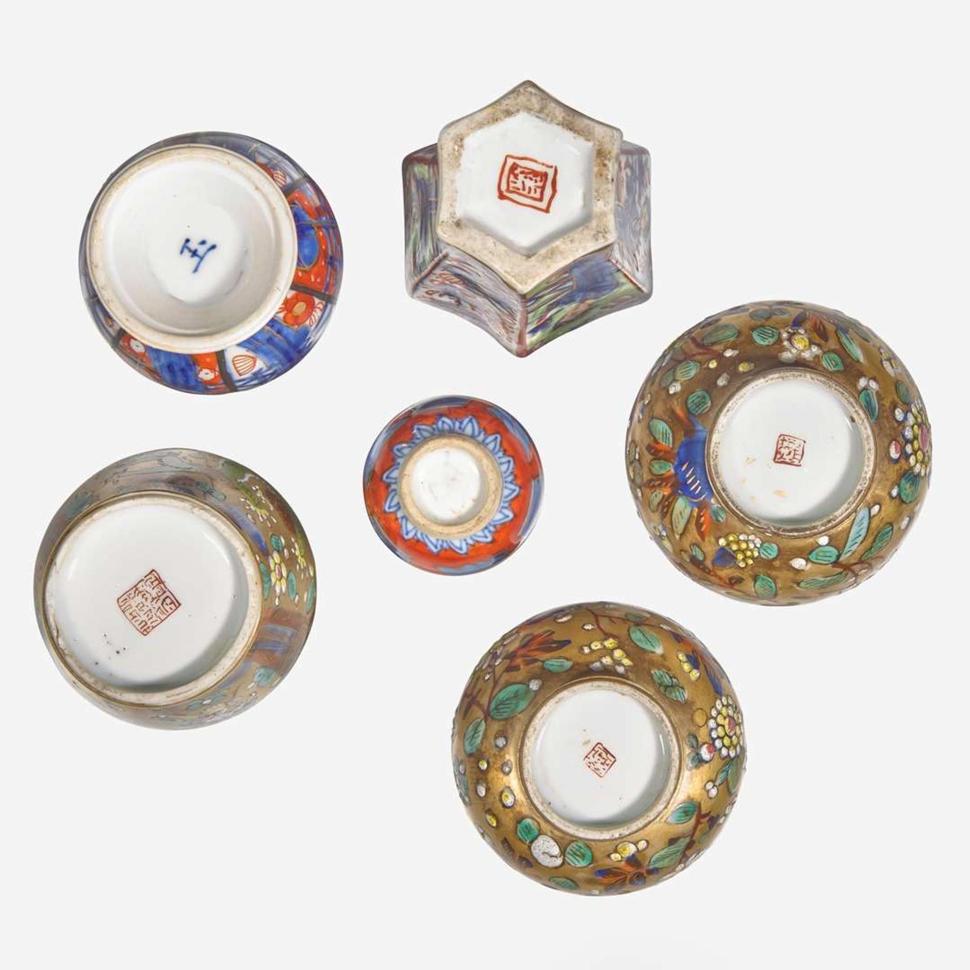 Six small Chinese export clobbered porcelain cabinet vases 外銷瓷小件一組六件 18th to early 19th century ???????