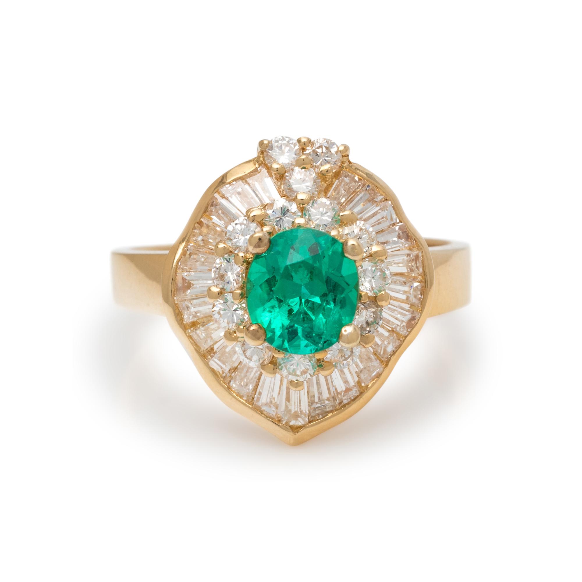 EMERALD AND DIAMOND RING