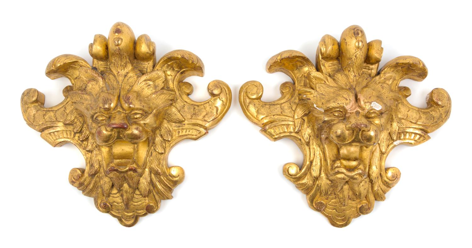 A Pair of Italian Giltwood Wall Ornaments Height 10 1/2 x width 11 1/4 inches. — 20TH CENTURY
