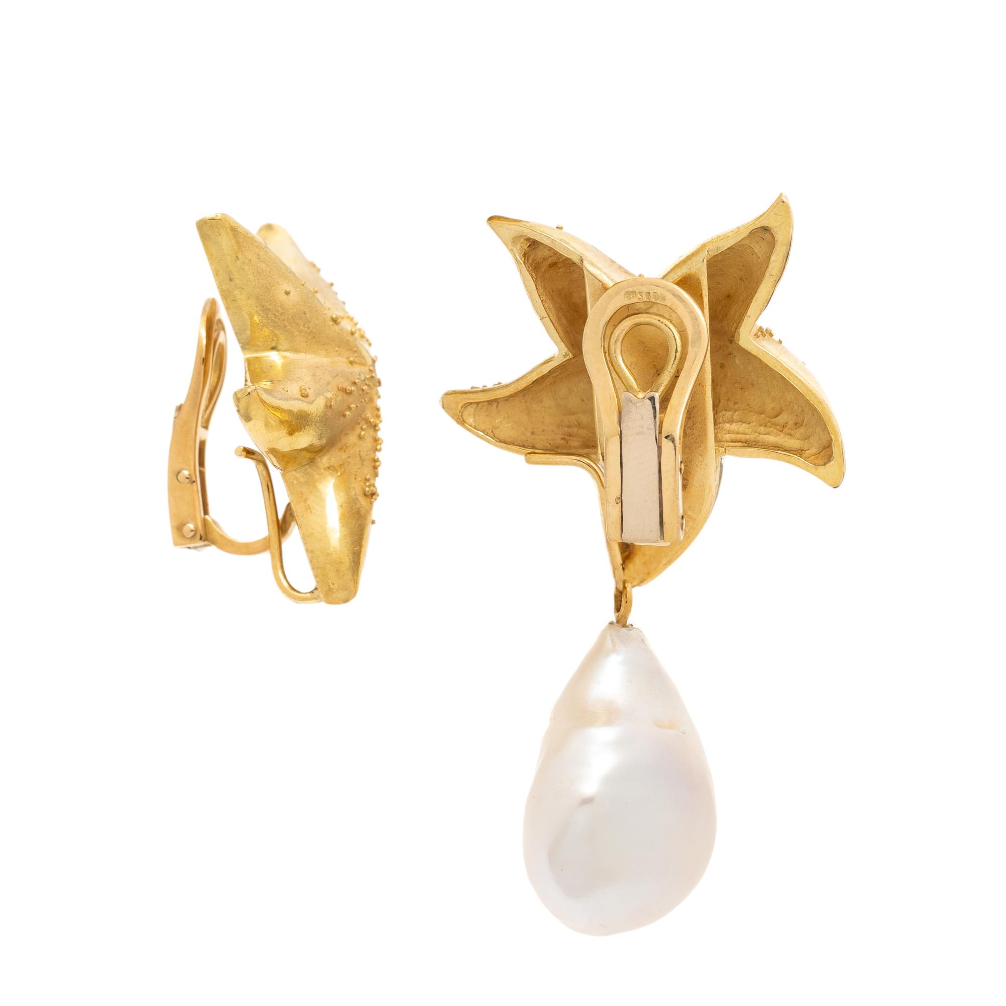 YELLOW GOLD STARFISH EARRINGS