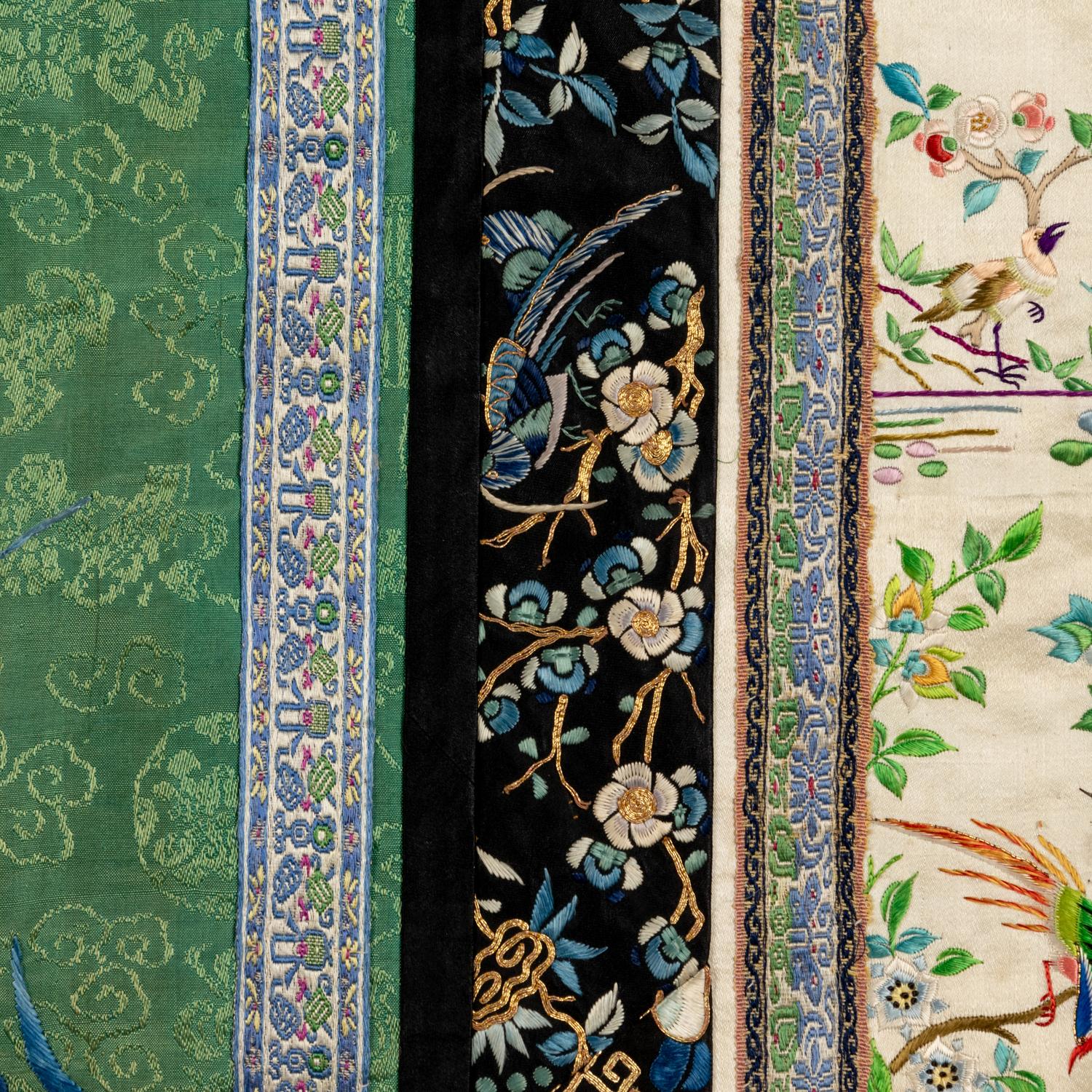 A Chinese Apple Green Ground Embroidered 'Peonies and Insects' Silk Lady's Robe, Changyi, 19th Century 清晚期 蘋果綠地綉牡丹草蟲氅衣