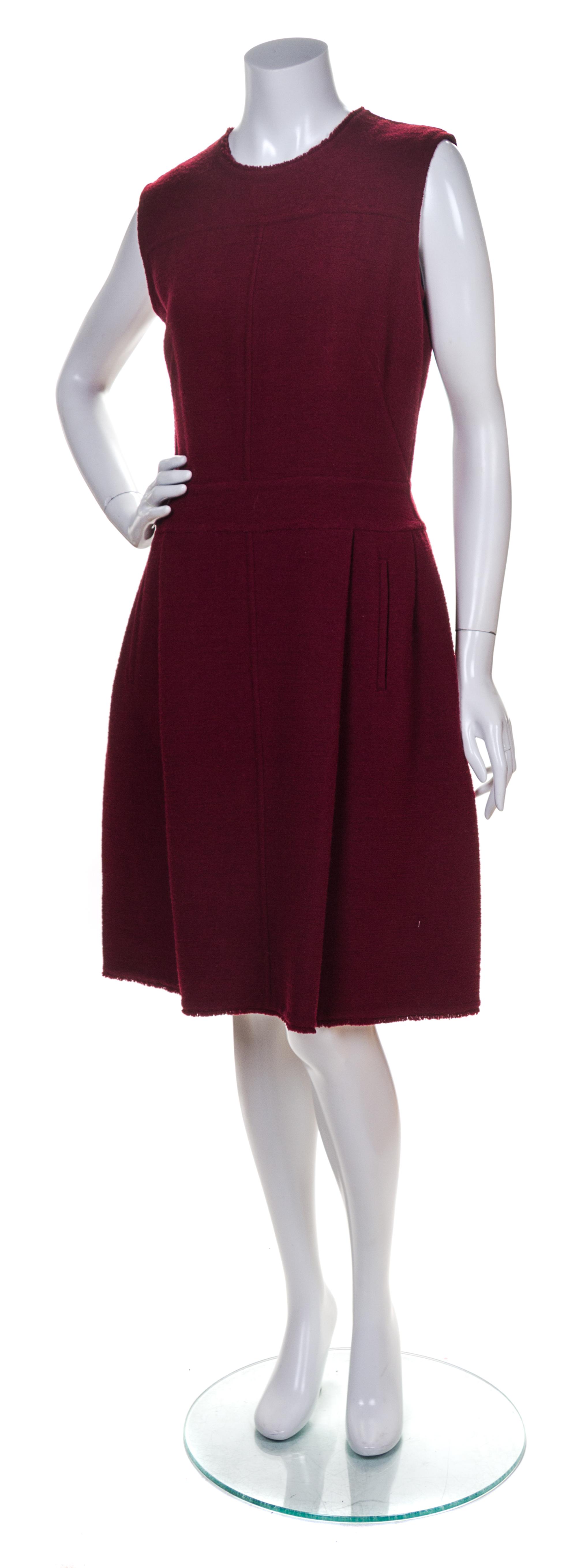 An Oscar de le Renta Maroon Wool Sleeveless Shift Dress, Size 8.