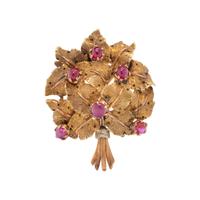 BUCCELLATI, TRICOLOR GOLD AND RUBY BROOCH