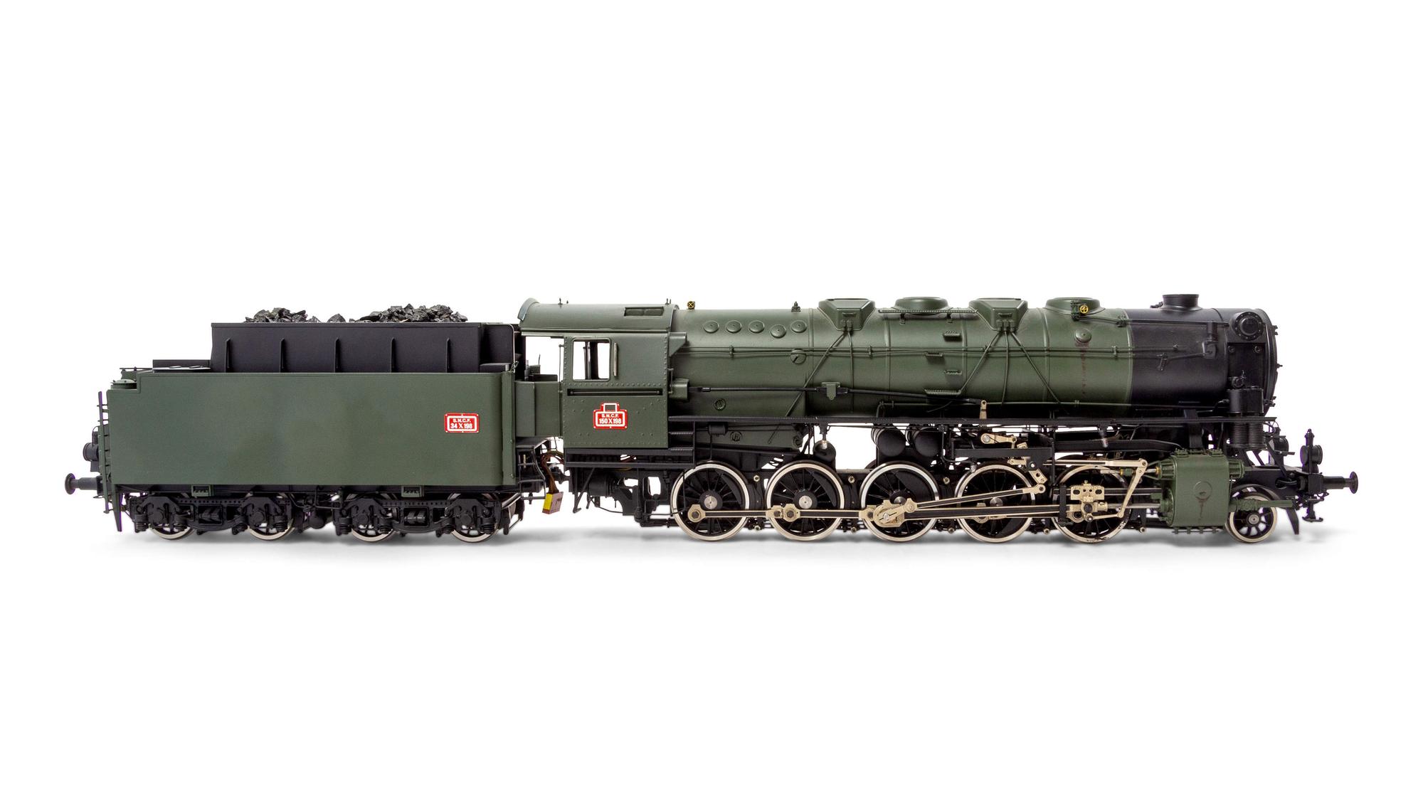 A Fulgurex Polychrome 1-Gauge S.N.C.F. 2-10-0 Locomotive and Tender