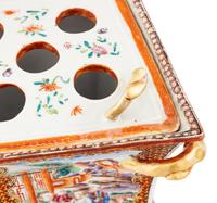 A Pair of Chinese Export Porcelain Bough Pots