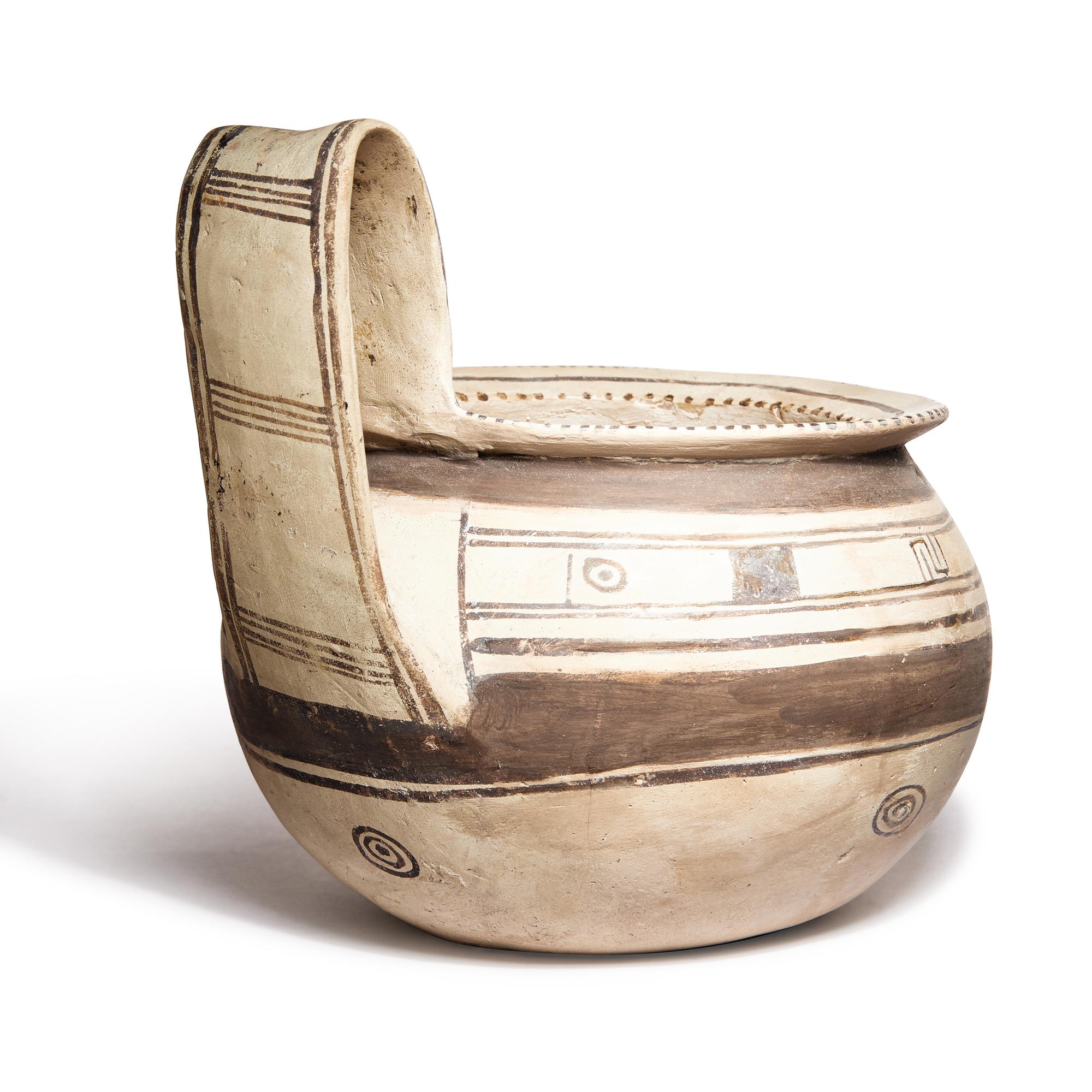 A Daunian Pottery Kyathos