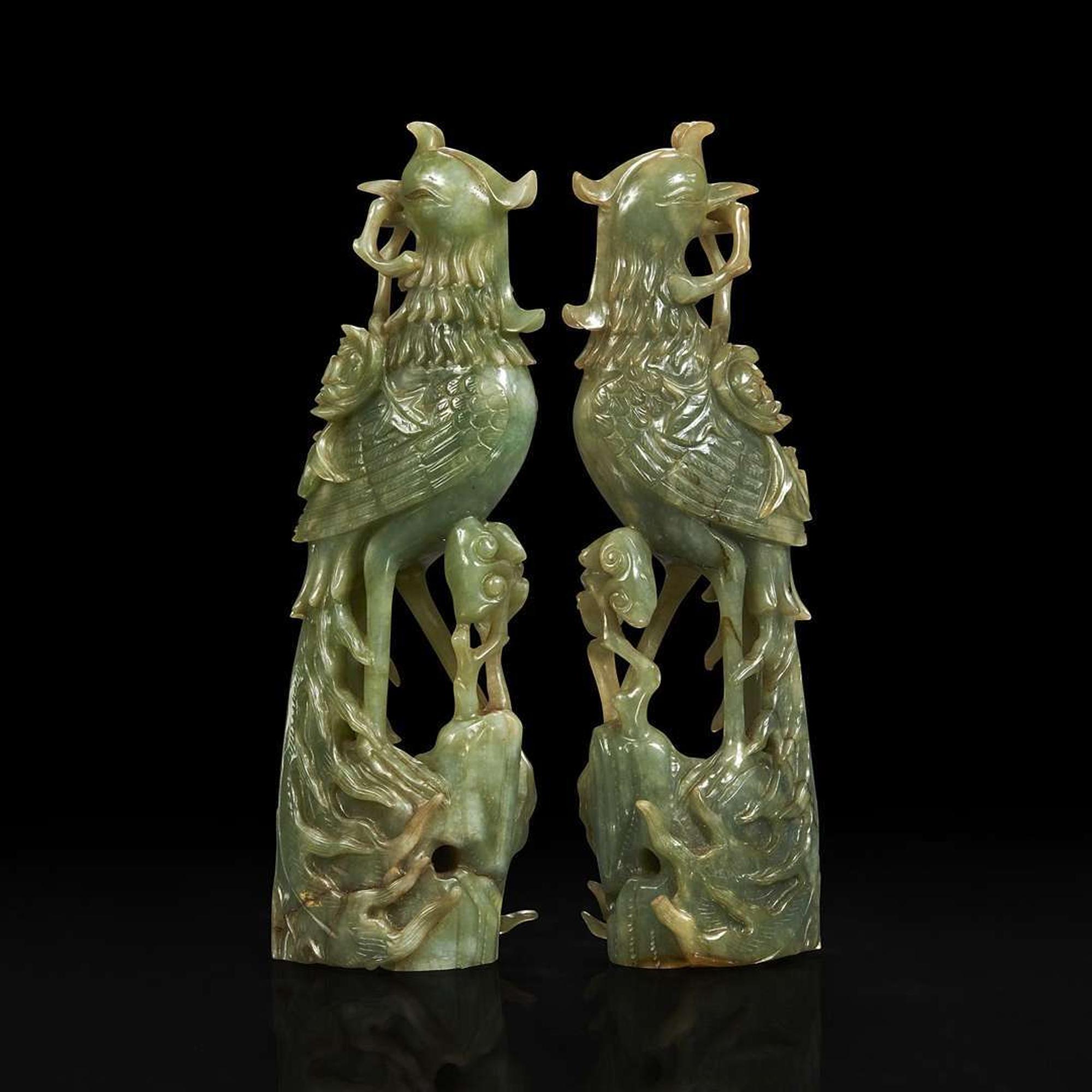A pair of Chinese carved jadeite phoenix 翡翠雕凤凰一对