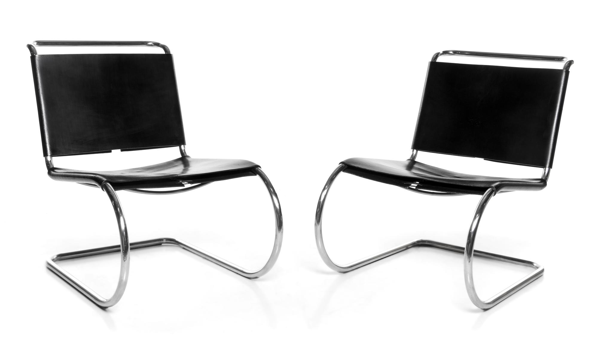 Pair of MR Lounge Chairs Knoll, USA