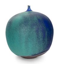 Feelie Vase