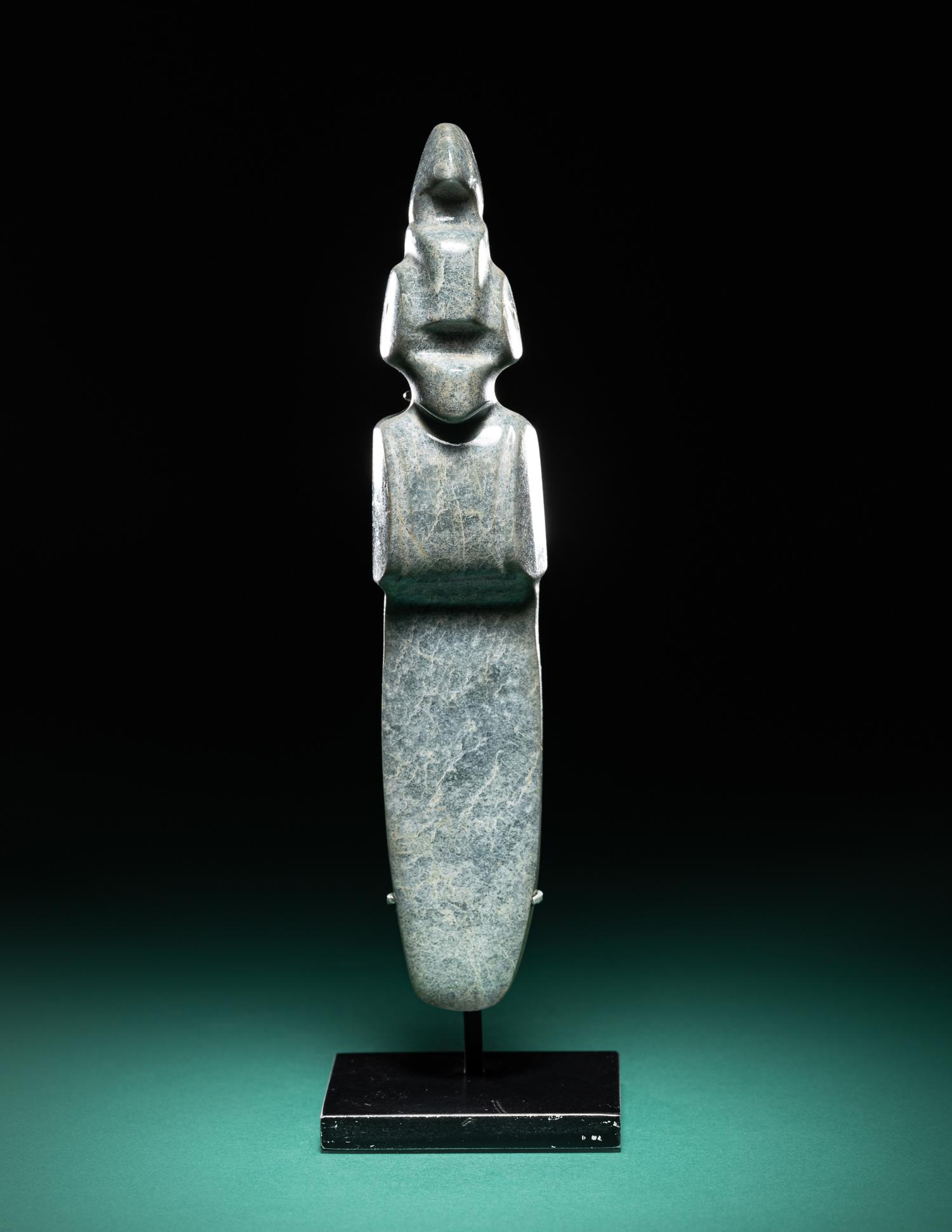 A Costa Rican Jade Avian Pendant