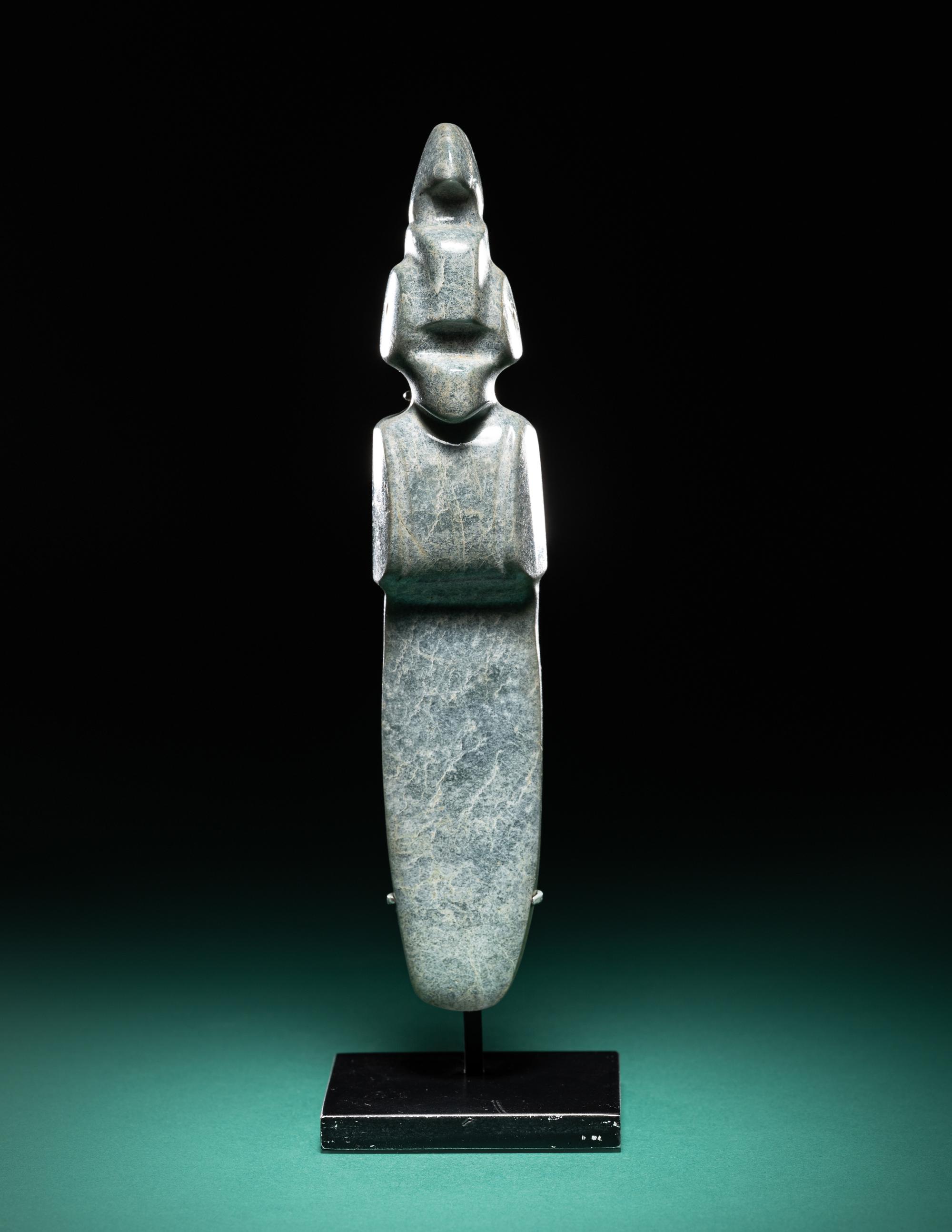 A Costa Rican Jade Avian Pendant