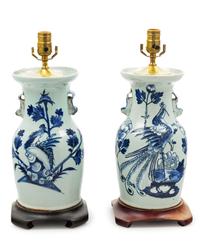 A Pair of Chinese Blue and White Porcelain Vases