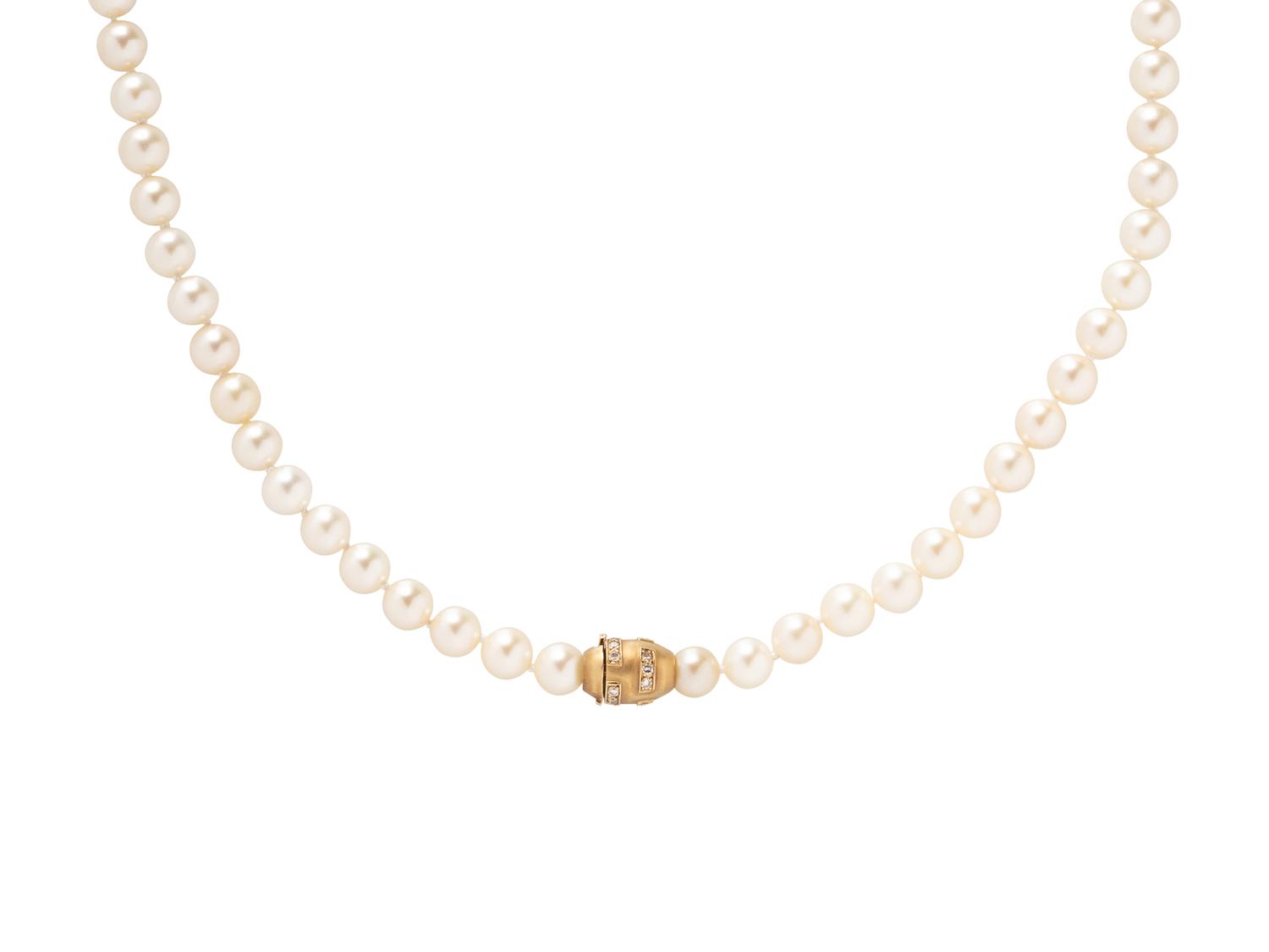 CULTURED PEARL AND DIAMOND NECKLACE
