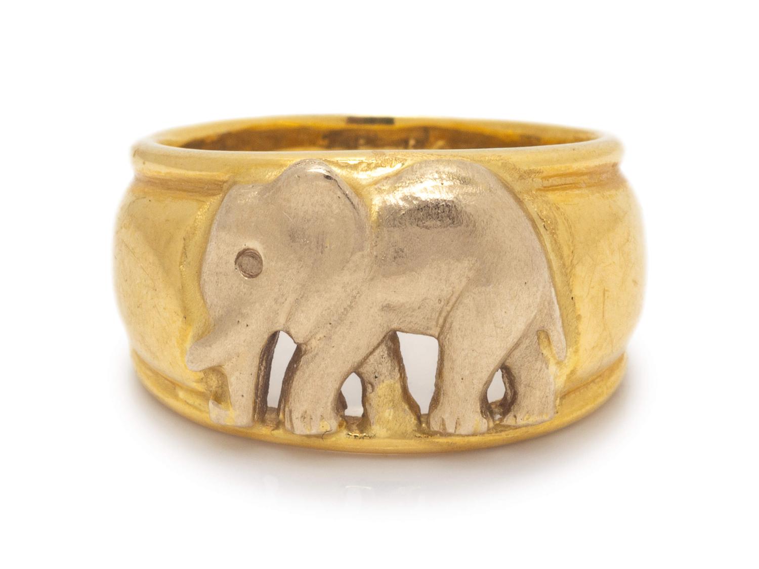An 18 Karat Yellow Gold Ring,